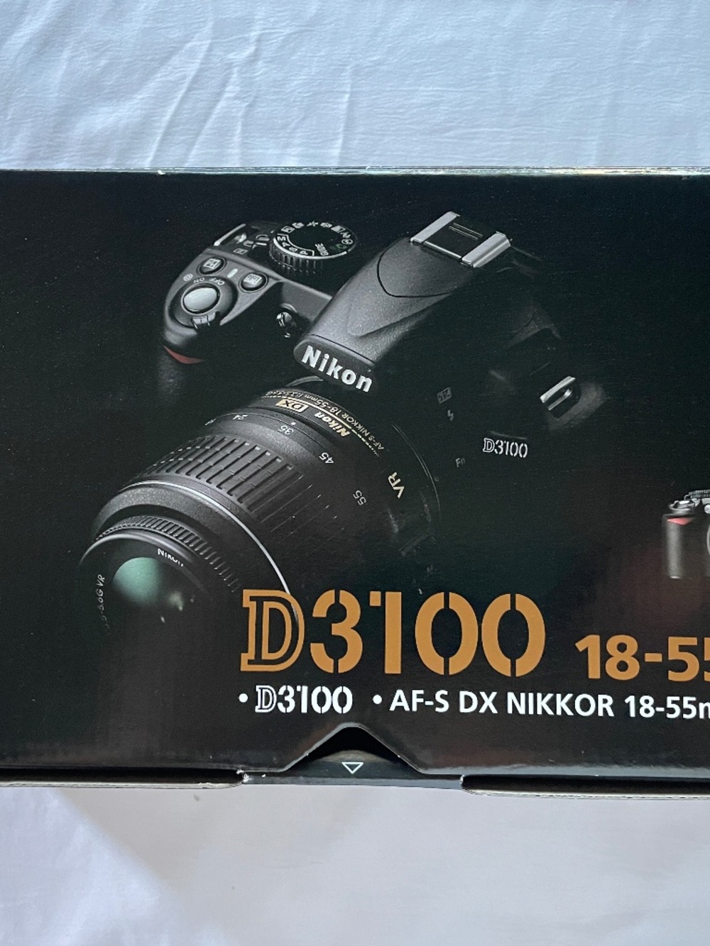 Nikon D3100DSLR Camera 18-70mm f/3.5-4.5 AF Zoom Lens Accessories 3713 Shutter